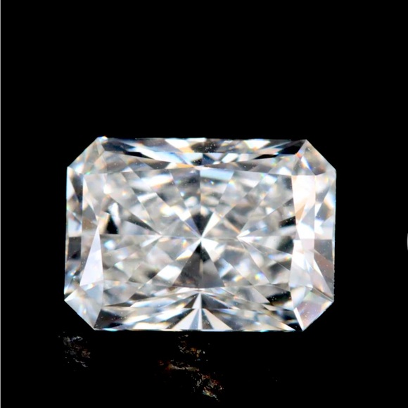 1.57 CT lab diamond - Picture 2 of 6
